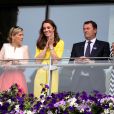 Kate Middleton (Duchesse de Cambridge) au tournoi de Wimbledon avec Philip Brook, Gill Brook, Sophie (La Comtesse de Wessex) et Rebecca Deacon, à Londres le 7 juillet 2016
