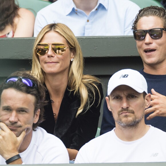 Heidi Klum et son compagnon Vito Schnabel dans les tribunes du tournoi de tennis de Wimbledon le 8 juillet 2016. © Ray Tang/London News Pictures via ZUMA Wire / Bestimage