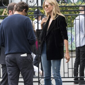 Heidi Klum et son compagnon Vito Schnabel dans les tribunes du tournoi de tennis de Wimbledon le 8 juillet 2016. © Ray Tang/London News Pictures via ZUMA Wire / Bestimage