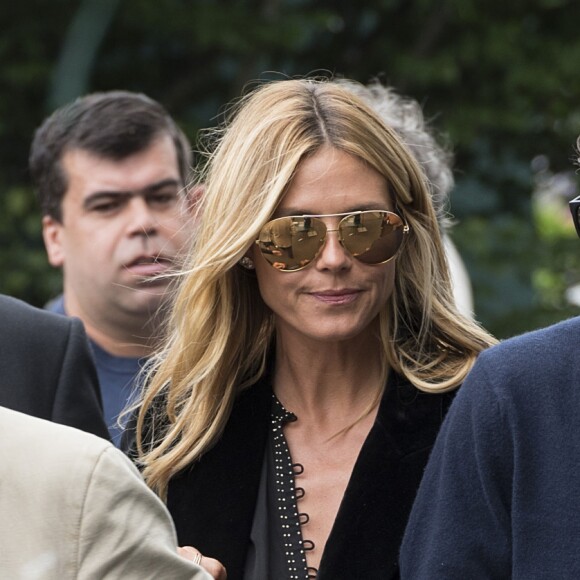 Heidi Klum et son compagnon Vito Schnabel dans les tribunes du tournoi de tennis de Wimbledon le 8 juillet 2016. © Ray Tang/London News Pictures via ZUMA Wire / Bestimage