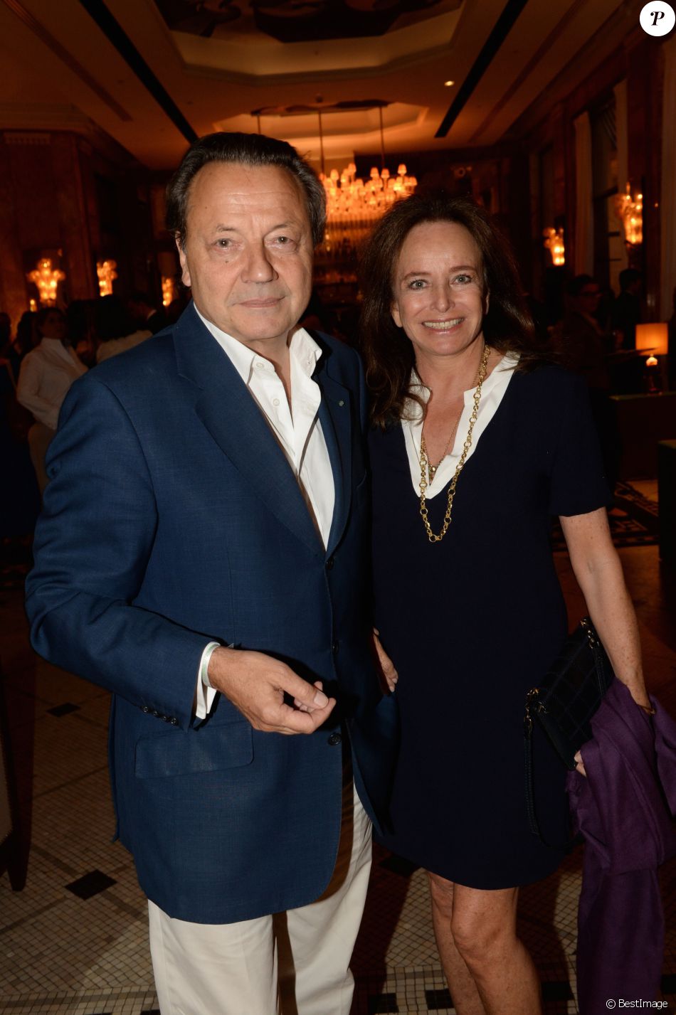 Exclusif - Olivier Gagnère &amp;amp; la comtesse Eléonore de la Rochefoucauld - People à la soirée brésilienne pour l&#039;inauguration du &quot;Brasilian Patio&quot; à l&#039;hôtel Prince de Galles à Paris. Le 29 juin 2016 © Rachid Bellak / Bestimage