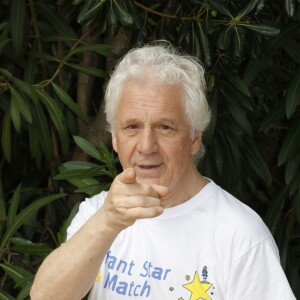 Gérard Lenorman - People à la journée de l'association "Enfant Star & Match" au Tennis de la Roseraie à Antibes le 8 juillet 2016. Née à Antibes il y a 10 ans, l'association Nationale Enfant Star et Match a pour but d'amener les enfants gravement malades à la pratique du Sport.