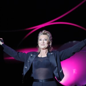 Sheila - Concert lors de la journée de l'association "Enfant Star & Match" à la Pinède de Juan Les Pins le 8 juillet 2016.0