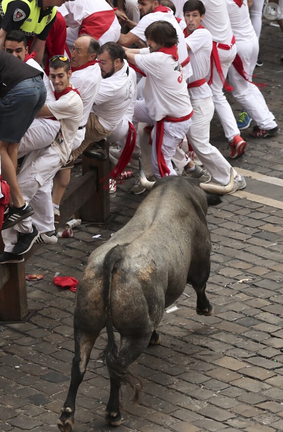 Corrida de rues durant le festival de Sanfermines 2016 à Pampelune le 9 juillet 2016.