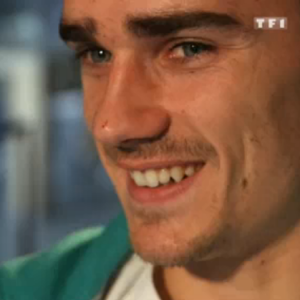 Antoine Griezmann et ses proches s'expriment dans "Sept à Huit" sur TF1. Le 10 juillet 2016.