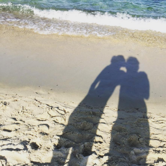 Laura Smet et son amoureux à Saint-Tropez, fin juin-début 2016.