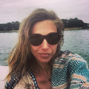 Laura Smet au Cap-Ferret en Gironde, juillet 2016.