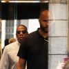 Jay Z quitte le magasin Roberto Cavalli à Milan, le 18 juillet 2016.