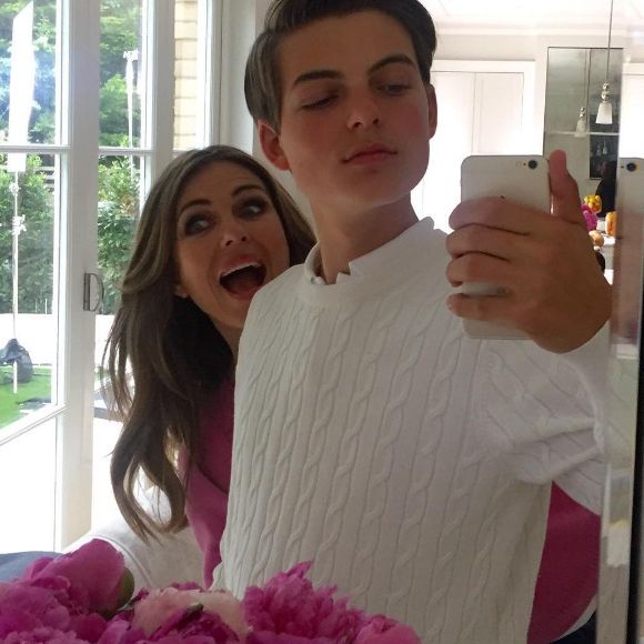 Elizabeth Hurley et son fils Damian, 14 ans. (Juin 2016).