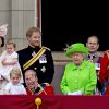 Le prince George de Cambridge avec la famille royale lors de la parade Trooping the Colour à Londres le 11 juin 2016.
