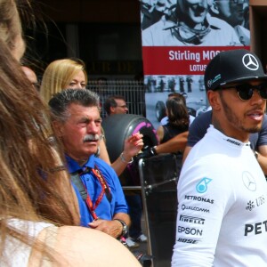 Barbara Palvin et Lewis Hamilton lors du Grand Prix de Formule 1 de Monaco, le 28 mai 2016. © Bruno Bebert/Bestimage