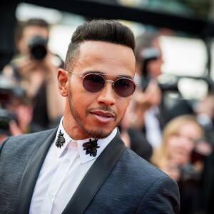 Lewis Hamilton à la Montée des marches du film "La fille inconnue" lors du 69ème Festival International du Film de Cannes. Le 18 mai 2016. © Borde-Jacovides-Moreau/Bestimage