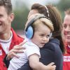 Le prince George de Cambridge a visité avec ses parents William et Kate le Royal International Air Tattoo à Fairford, le 8 juillet 2016.