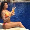 Shanna Kress en bikini à la piscine, juillet 2016