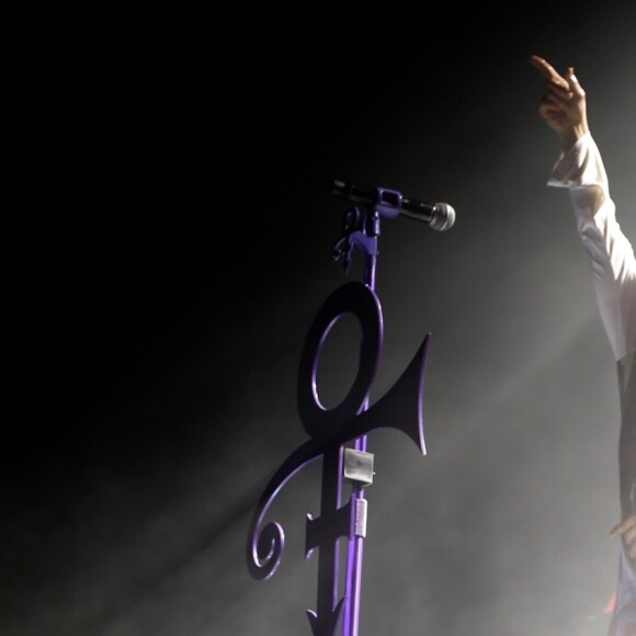 Le chanteur Prince en concert au Zénith à Paris. Le 1er juin 2014