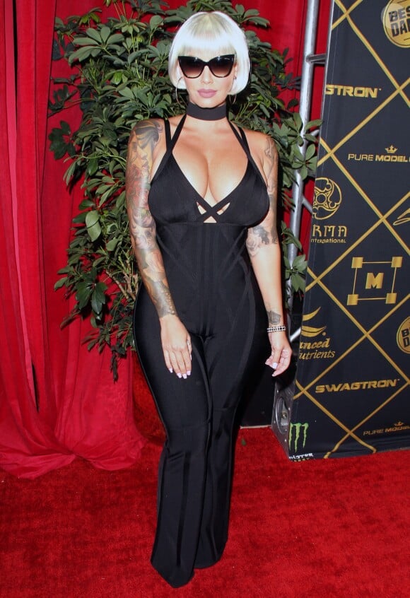Amber Rose - Célébrités lors de la soirée "Maxim hot 100" au Hollywood Palldium à Hollywood le 31 juillet 2016.