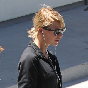 Taylor Swift sort de son cours de gym à Hollywood Los Angeles, le 22 Juillet 2016