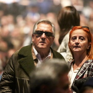 Gilbert Montagné et sa femme Nikole - People à la premiére représentation de Charles Aznavour au Palais des Sports à Paris le 15 septembre 2015.
