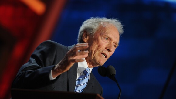 Clint Eastwood vote Donald Trump et flingue "la génération mauviette"