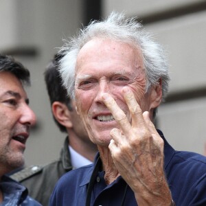 Clint Eastwood en tournage à New York pour son projet "Sully" le 29 septembre 2015. Sully est le surnom de Chesley Sullenberge, le pilote qui a posé en catastrophe un Airbus A320 sur l'Hudson River. © CPA/Bestimage