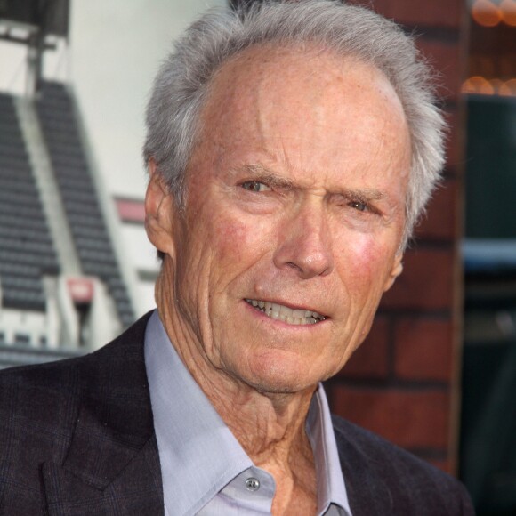 Clint Eastwood - PREMIERE DE 'TROUBLE WITH THE CURVE' A WESTWOOD LE 19 SEPTEMBRE 2012.  Trouble With The Curve Premiere held at The Village Theatre in Westwood, California on September 19th, 2012.19/09/2012 - WESTWOOD