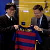 Yoichi Takahachi, créateur de Captain Tsubasa (Olive et Tom), en visite au FC Barcelone au Camp Nou en janvier 2016