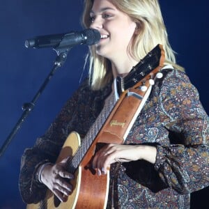 Louane Emera en concert au festival Solidays à l'hippodrome de Longchamp. Paris, le 26 juin 2016. © Lise Tuillier/Bestimage