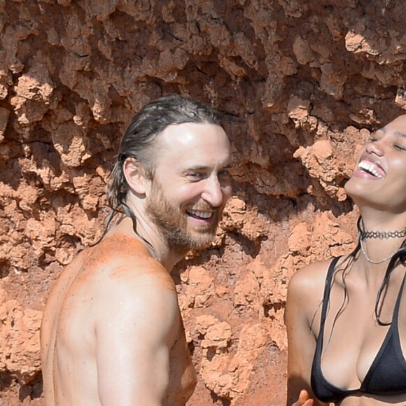 Exclusif - David Guetta et sa compagne Jessica Ledon en vacances à Ibiza, le 28 juillet 2016