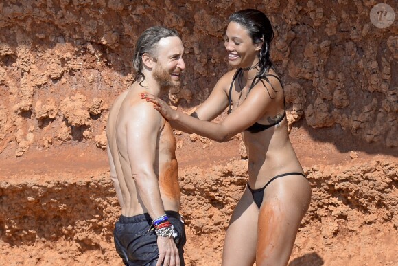 Exclusif - David Guetta et sa compagne Jessica Ledon en vacances à Ibiza, le 28 juillet 2016