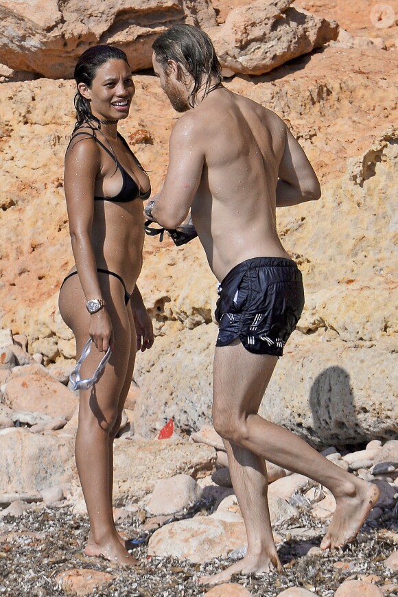 Exclusif - David Guetta et sa compagne Jessica Ledon en vacances à Ibiza, le 28 juillet 2016