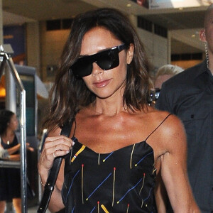 Victoria Beckham arrive à l'aéroport de LAX à Los Angeles, le 31 juillet 2016
