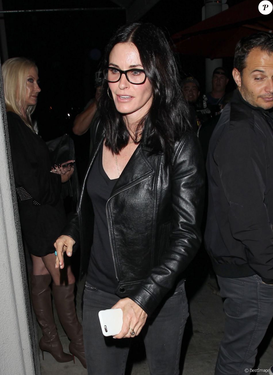 Courteney Cox au restaurant Craig à West Hollywood le 11 aout 2016