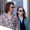Emma Stone et son compagnon Andrew Garfield sortent déjeuner ensemble à Los Angeles le 30 août 2015.