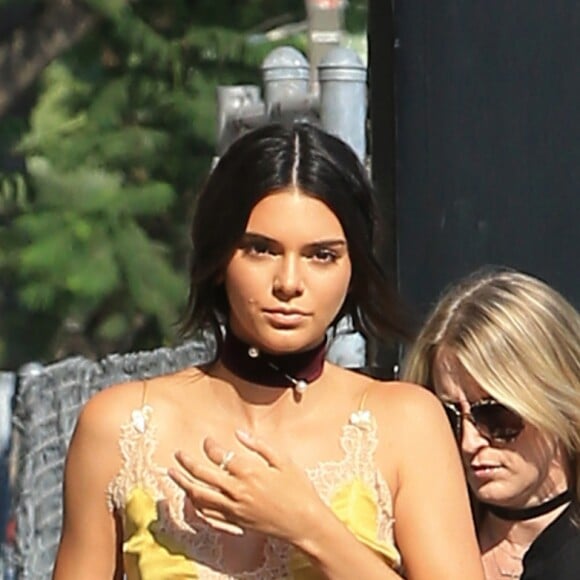 Kendall Jenner arrive aux studios de l'émission 'Jimmy Kimmel Live' à Los Angeles, le 24 août 2016.