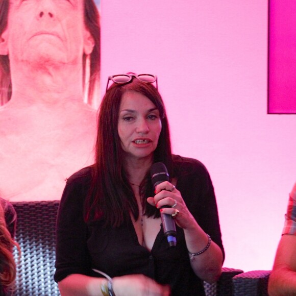 Exclusif - Jour 3 - Béatrice Dalle et Sophie Blondy (réalisatrice) présentent le film "L'étoile du jour" dans lequel joue le chanteur Iggy Pop lors du Festival Rock en Seine au Domaine Nationale de Saint-Cloud à Paris, le 28 août 2016. © Lise Tuillier/Bestimage