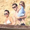 Semi-exclusif - Gareth Bale en vacances avec sa compagne Emma et leur fille Alba Violet à Marbella, Espagne, le 31 juillet 2016.