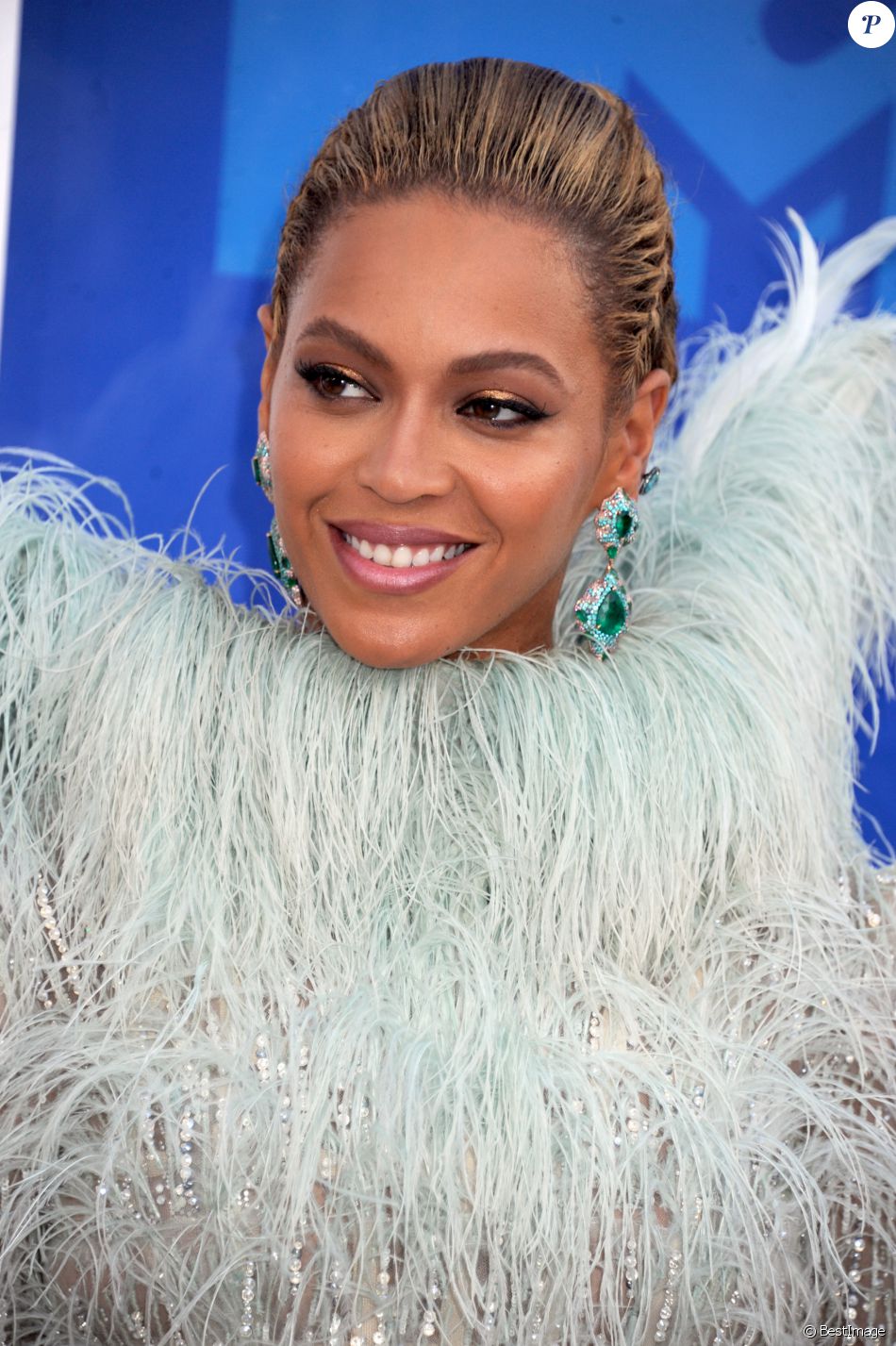 Beyoncé Knowles à la soirée des MTV Video Music Awards 2016 à Madison ...
