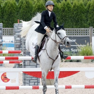 Mary-Kate Olsen participe au jumping "Hampton Classic Horse Show " sous les yeux de son mari Olivier Sarkozy à Bridgehampton près de New York le 1er septembre 2016. Elle a monté deux chevaux différents prénommés "Feu d'Amour" et "WKD Tokyo".