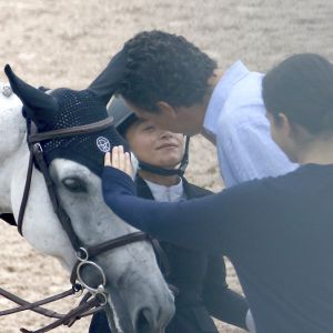 EXCLUSIF - Olivier Sarkozy encourage sa femme Mary-Kate Olsen lors du jumping "Hampton Classic Horse Show " à Bridgehampton près de New York le 1er septembre 2016.