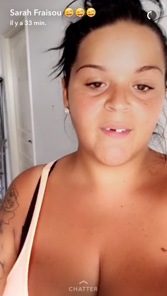 Sarah Fraisou ("Les Anges 8") a été frappée par Malik. Elle le prouve sur Snapchat. Le 3 septembre 2016.