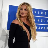 Britney Spears : Sept ans d'embrouilles avec Sam Lufti, elle passe à la caisse !
