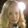 Cassandra Foret dans le clip de son single "Premiers frissons d'amour". Juin 2016. 