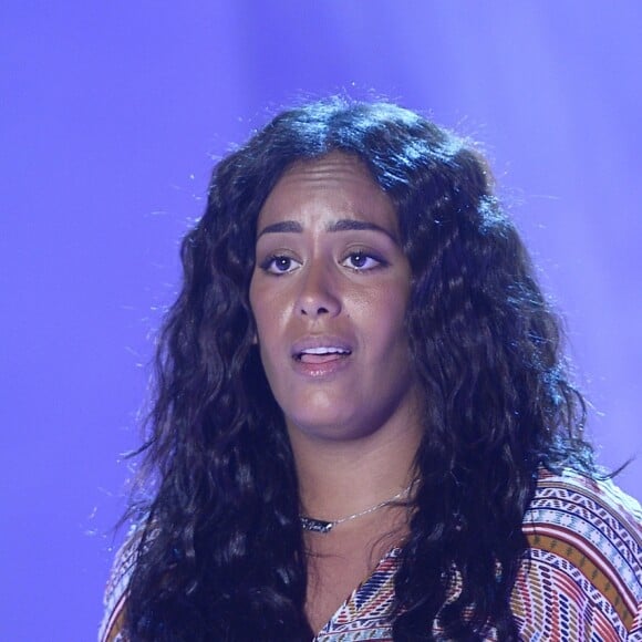 Amel Bent - Enregistrement de l'émission "Vivement Dimanche" à Paris le 25 Mars 2015.