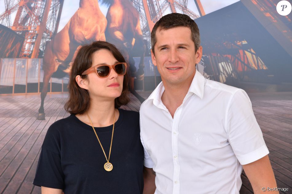 Exclusif Marion Cotillard et son compagnon Guillaume People lors du Longines Paris