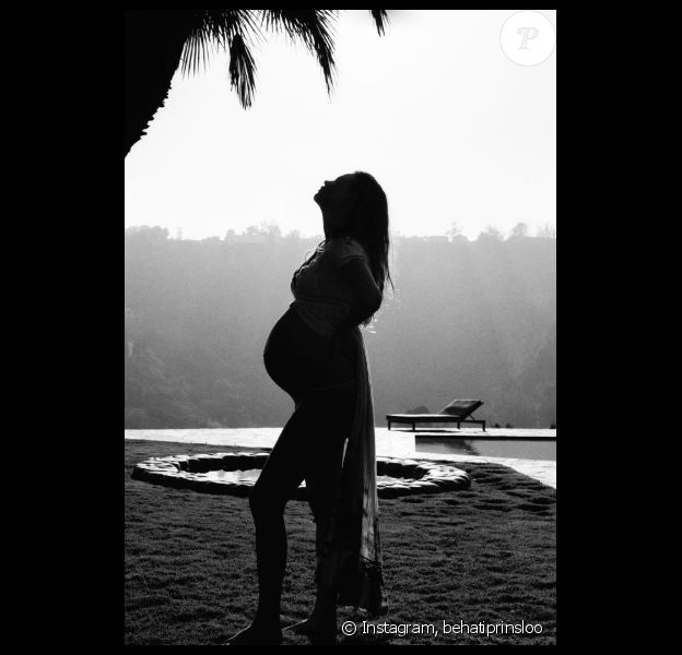 Behati Prinsloo enceinte, est sur le point d'accoucher. Photo publiée sur Instagram le 16 septembre 2016