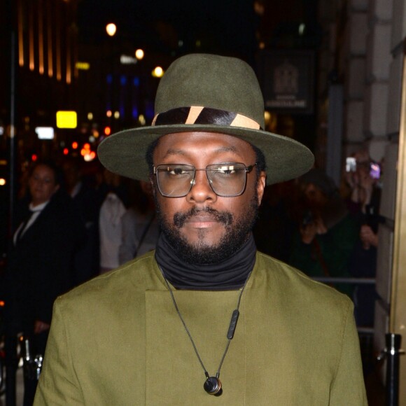 will.i.am assiste à la soirée 'A Night to Remember' du Green Carpet Challenge au siège de la BAFTA. Londres, le 18 septembre 2016.