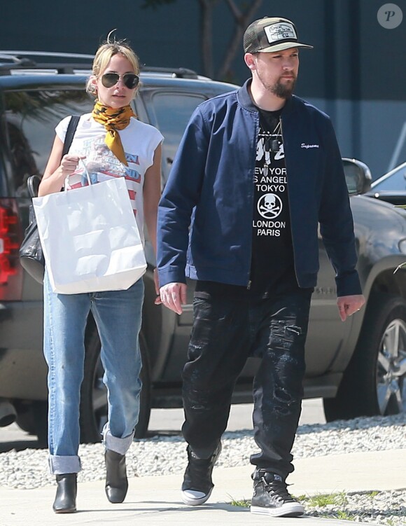 Exclusif - Nicole Richie retrouve son mari Joel Madden et des amis à un studio d'enregistrement à Burbank, le 11 avril 2016