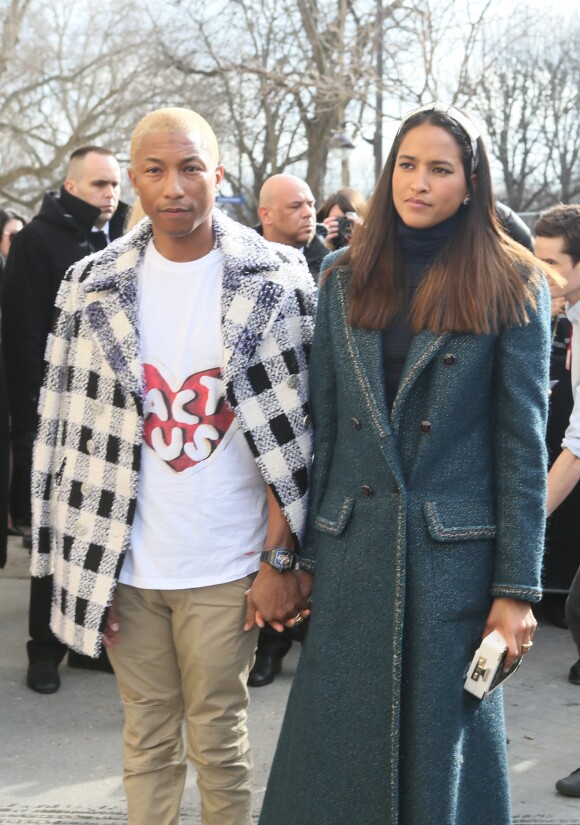 Pharrell Williams et sa femme Helen Lasichanh au défilé de mode prêt-à-porter "Chanel", collection automne-hiver 2016/2017, à Paris. Le 8 mars 2016 © CVS / Veeren / Bestimage