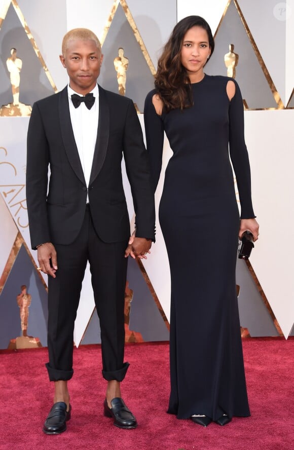 Pharrell Williams et sa femme Helen Lasichanh à la 88ème cérémonie des Oscars au Dolby Theatre à Hollywood. Le 28 février 2016