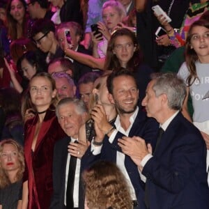 Fréderic Beigbeder et sa femme Lara Micheli, Laurent Milchior (gérant du groupe familial Etam), Pierre Milchior et sa femme Rachel Milchior - Soirée de la 9ème édition du "Etam Live Show" lors de la Fashion Week à Paris, le 27 septembre 2016. La marque Etam fête ses 100 ans en 2016. © Rachid Bellak/Bestimage